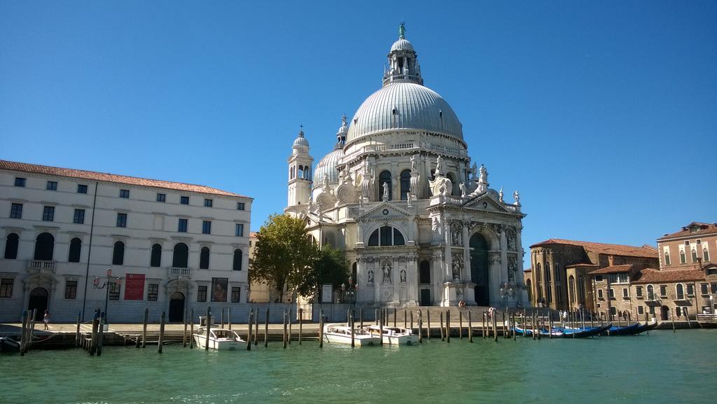 Apartment In Back To San Marco Tourist Venedig