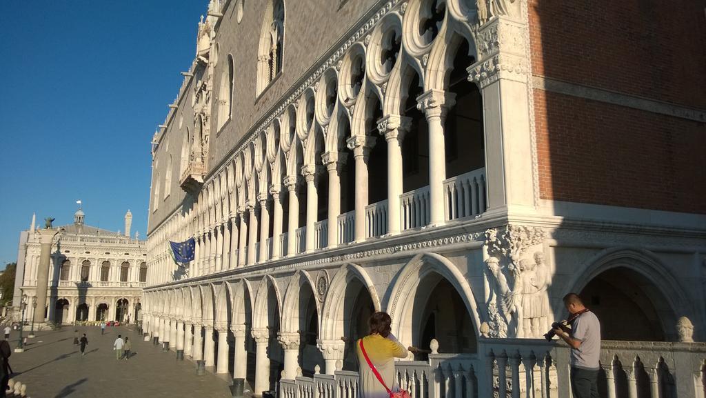 In Back To San Marco Tourist Apartment Venedig
